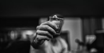 Photo 1514108225820 2b602873ac36 - housfy