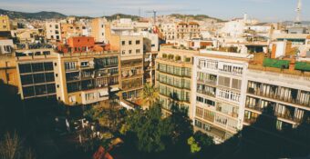 Cómo alquilar tu piso sin complicaciones con una gestión de alquileres en Barcelona