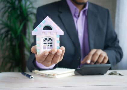 Amortizar o ahorrar: ¿Es mejor pagar menos cuota o reducir plazo en tu hipoteca?