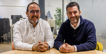 Housfy cierra la alianza con Serra Grup Immobiliari y expande su modelo de negocio por el Garraf y el Penedès