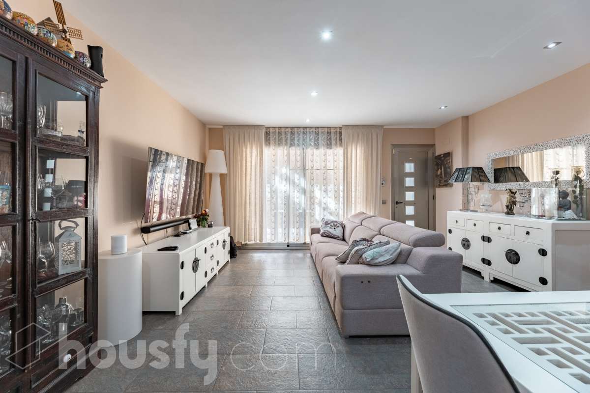 Casa en venta en Saligar,  Cubelles-2