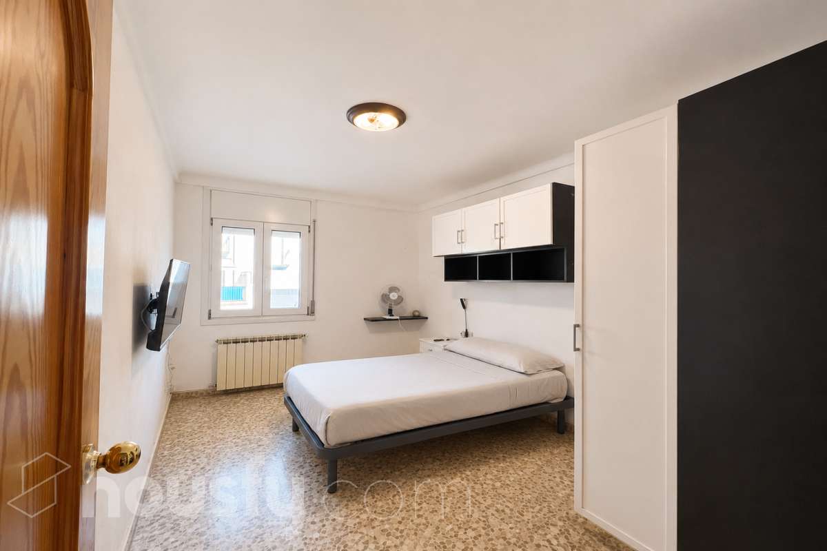 Casa en venta en Calle Guillerias,  Amer-3