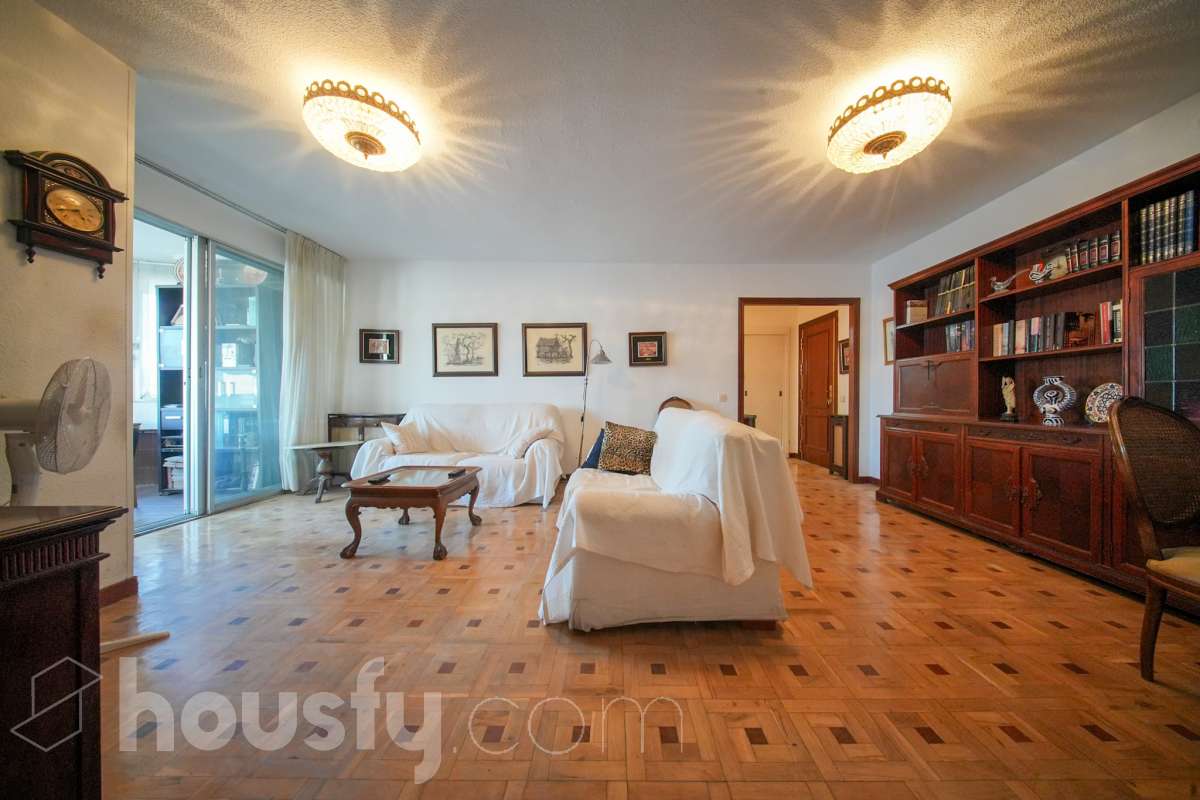 Piso en venta en Calle Condado de Treviño, Ciudad Lineal, Madrid-4