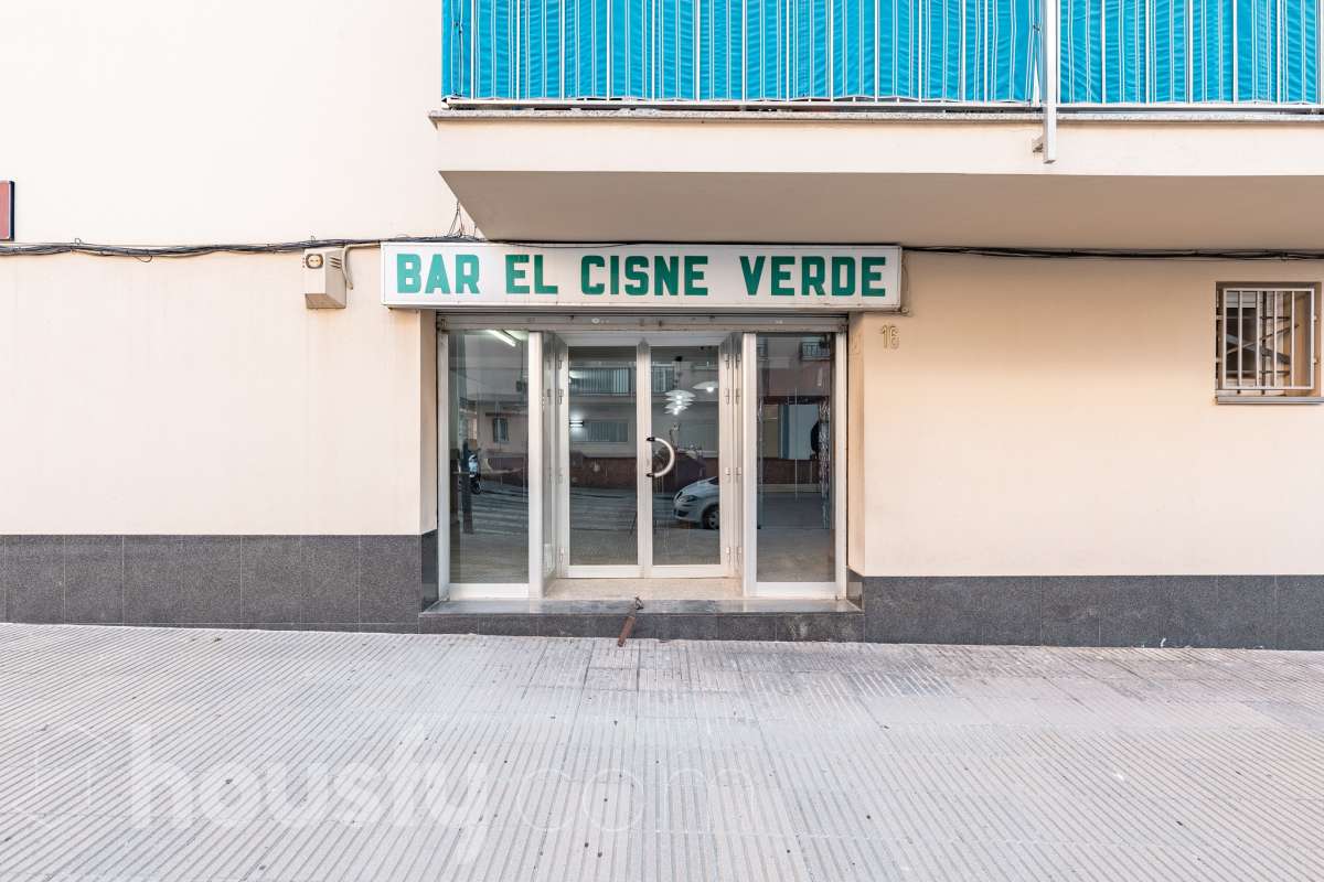 Local en venta en Calle Frederic Mompou, Nord-Est, Terrassa-1