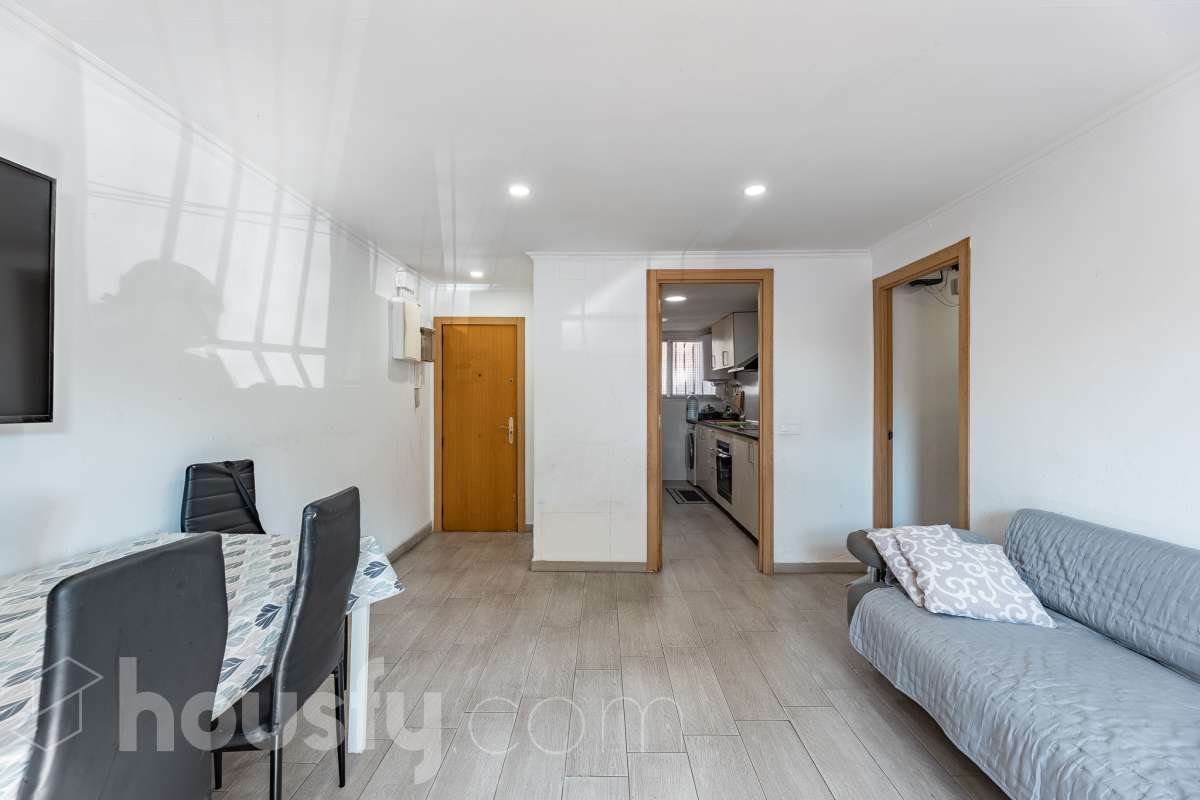 Piso en venta en Rambla de la Marina,  L'Hospitalet de Llobregat-1