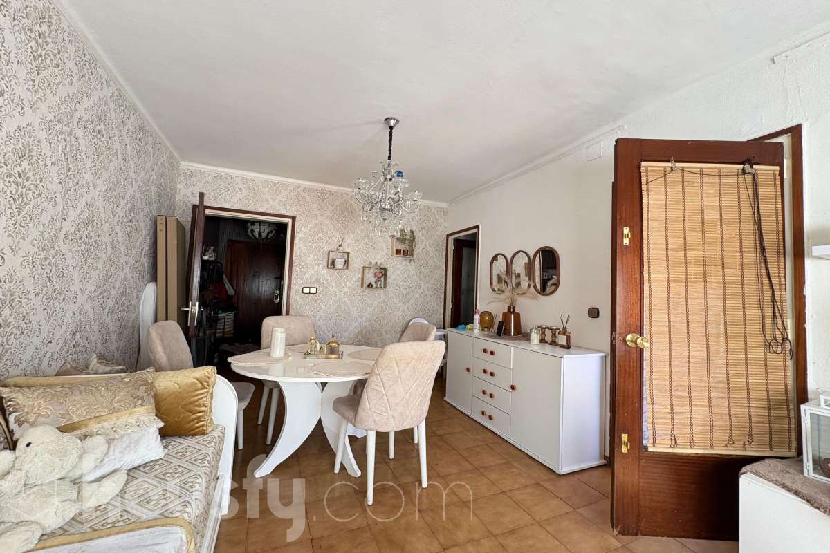 Piso en venta en Carrer Santander,  Girona-1