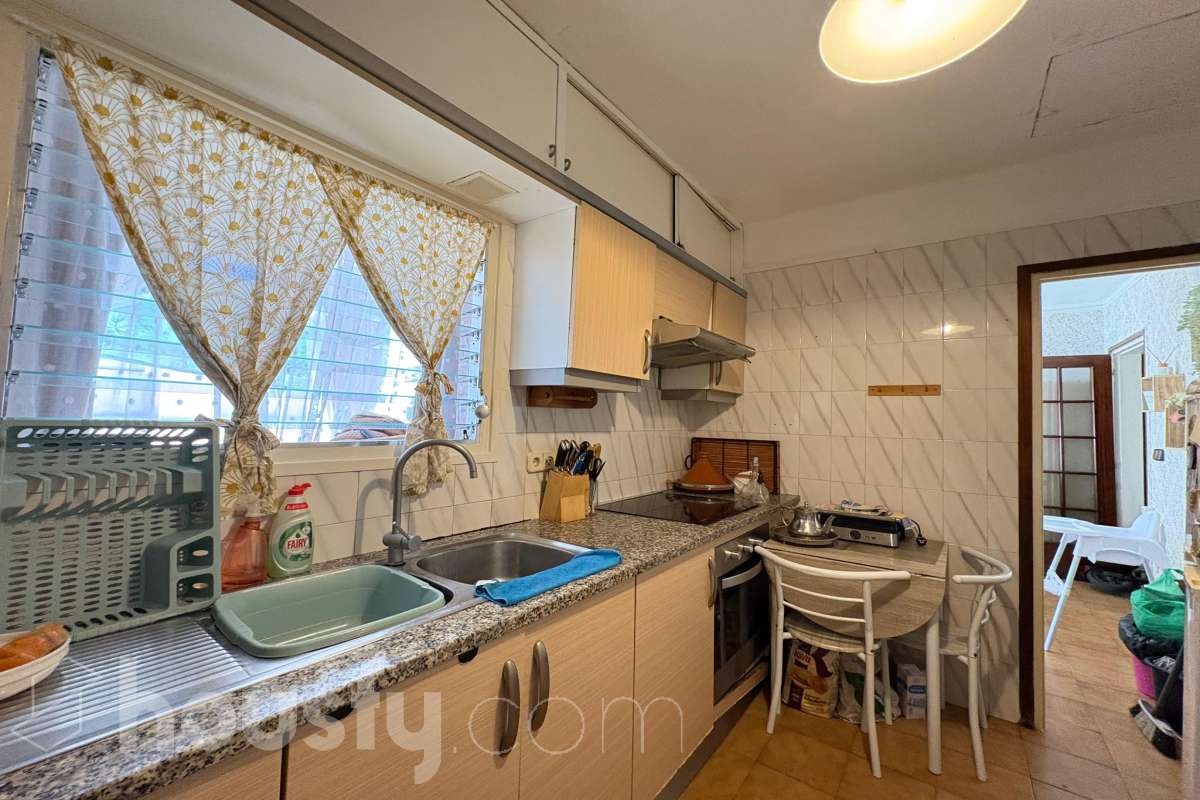 Piso en venta en Carrer Santander,  Girona-4