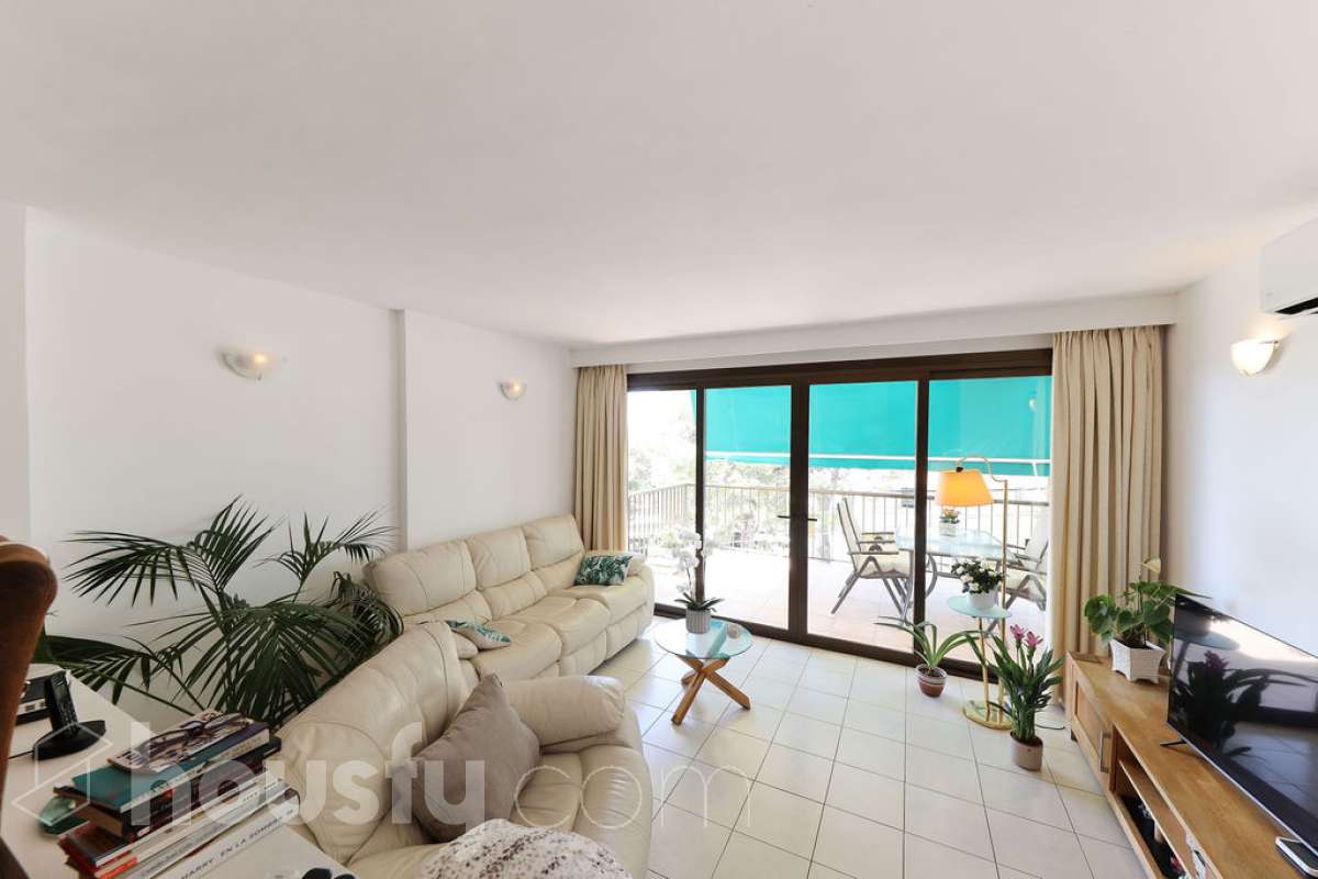Piso en venta en Carrer de Nunyo Sanç,  Calvià-0