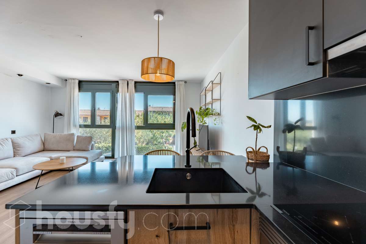 Piso en venta en Calle Escoles,  Castellfollit del Boix-2
