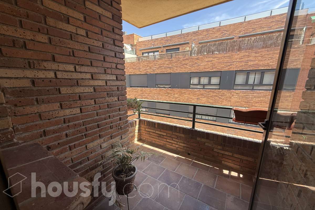 Piso en alquiler en Calle Viento,  Majadahonda-0