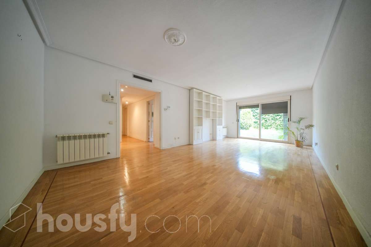 Bajo en venta en Calle Ciudadela,  Las Rozas de Madrid-3