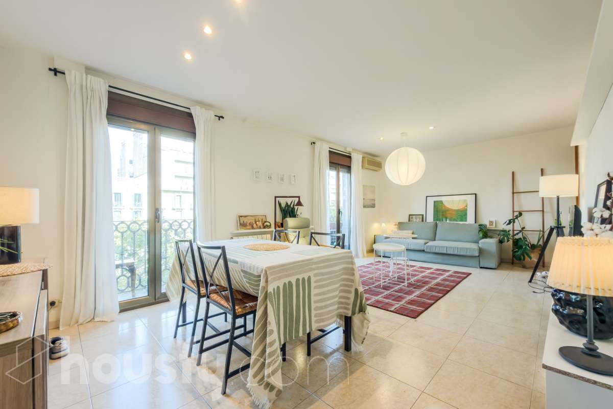Piso en venta en Gran via Corts catalanes, Eixample, Barcelona-0