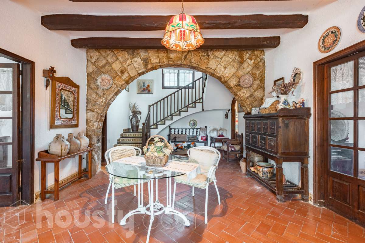 Casa en venta en Calle Major,  Creixell-1