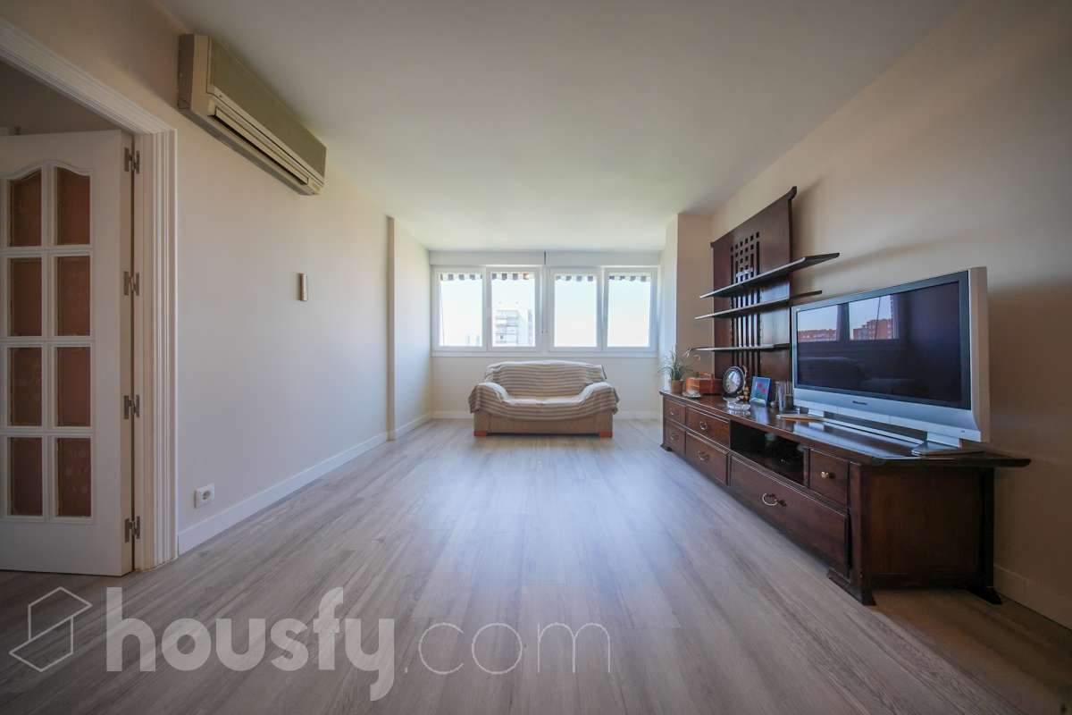 Piso en venta en Calle de los Arcos, Hortaleza, Madrid-1