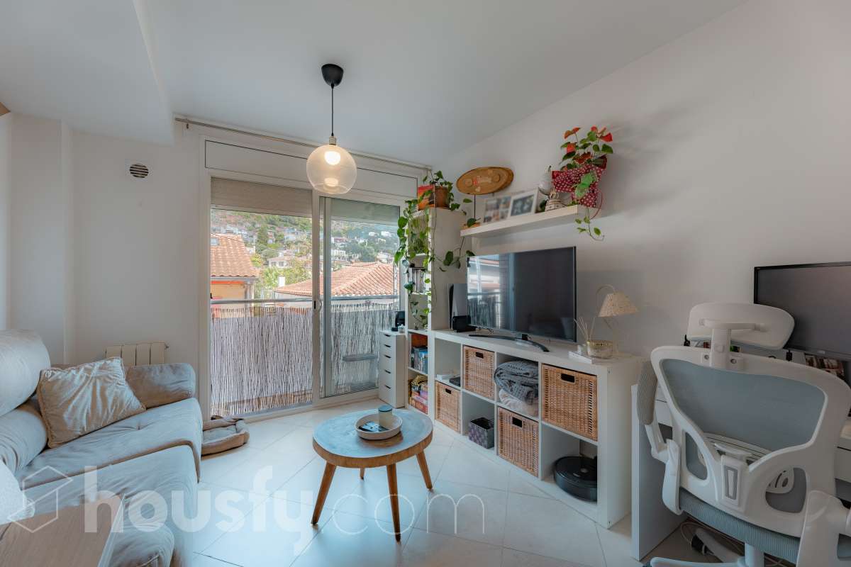 Piso en venta en Calle Vg Montserrat,  Vallirana-3