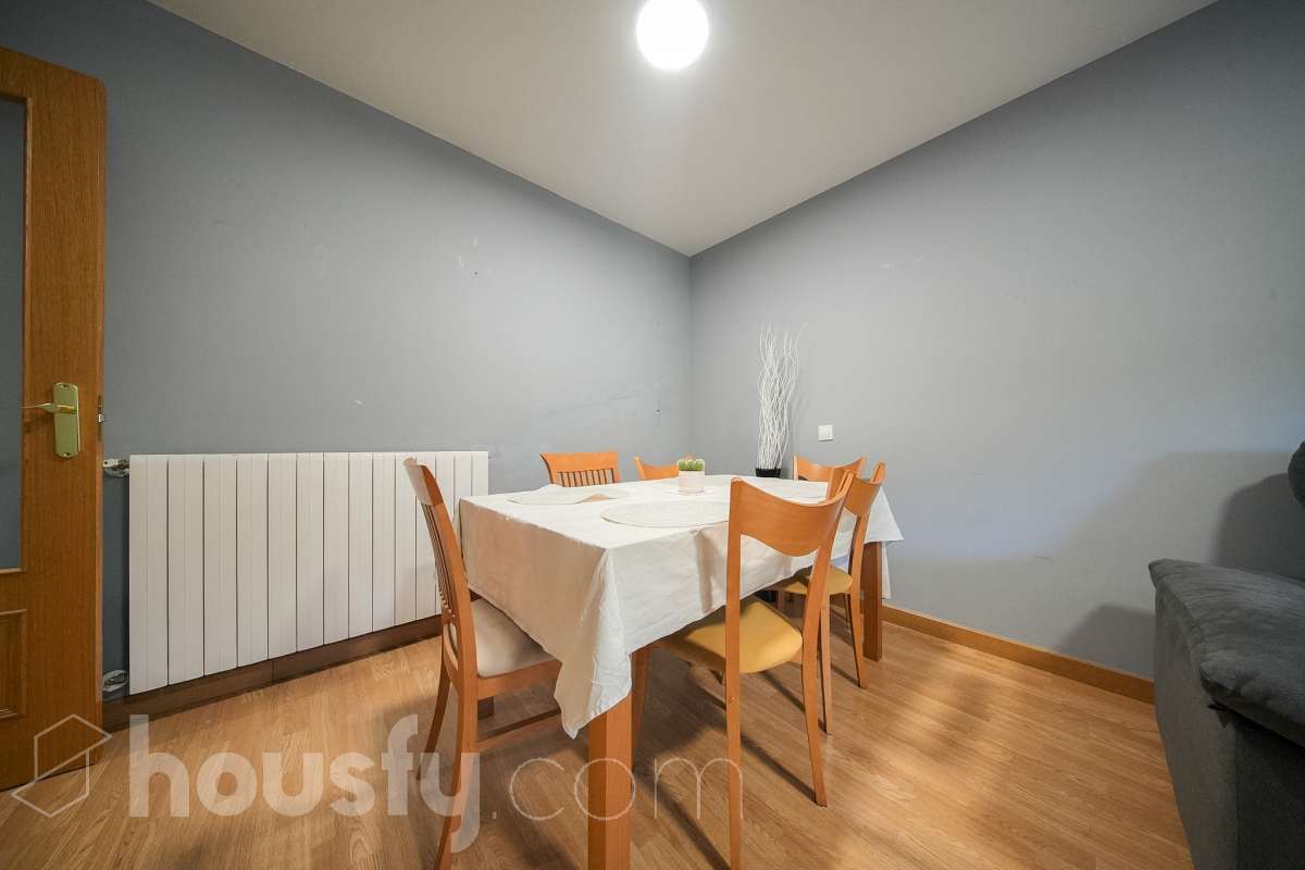 Piso en venta en Calle de Clara Campoamor,  San Sebastián de los Reyes-1