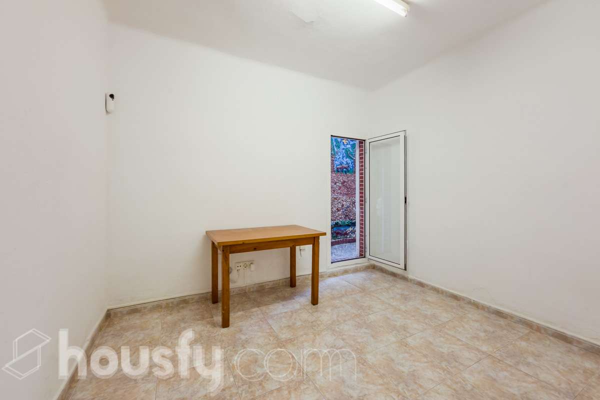 Bajo en venta en Calle Sacedon, Horta Guinardó, Barcelona-3
