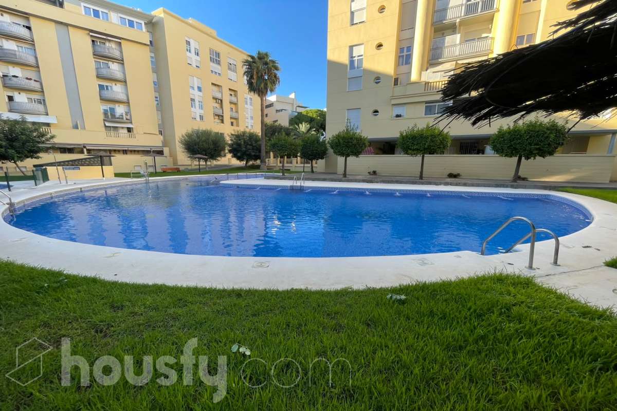 Piso en alquiler en Calle Ventura Núñez Venturita, Avenida - Divina Pastora - Plaza de Toros, Jerez de la Frontera-2