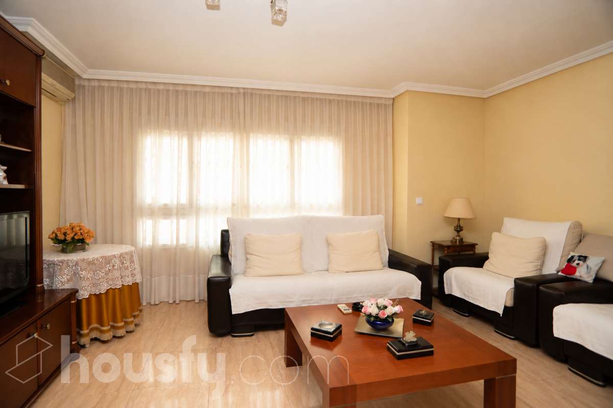 Piso en venta en Calle Barcelona, Plà del Bon Repòs-La Goleta-San Antón, Alicante / Alacant-0
