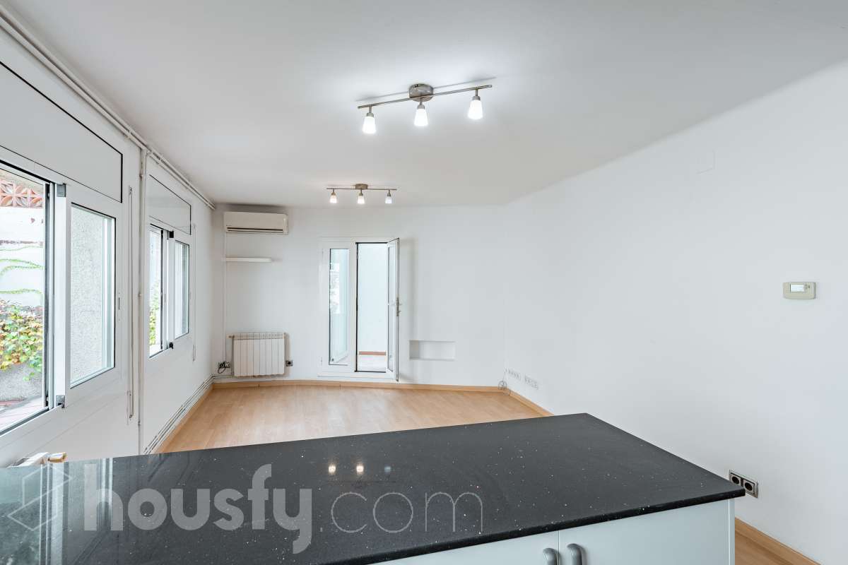 Piso en venta en Carrer de Balmes,  Sant Just Desvern-1