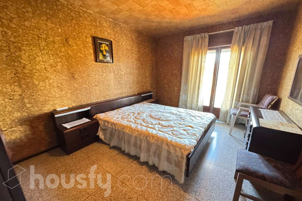 Piso en venta en Calle Bassegoda-sta eugenia,  Girona-4