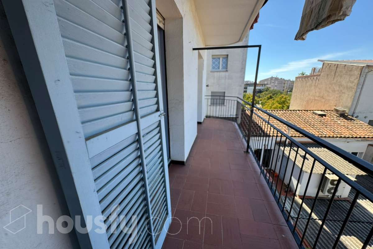 Piso en venta en Calle Bassegoda-sta eugenia,  Girona-3