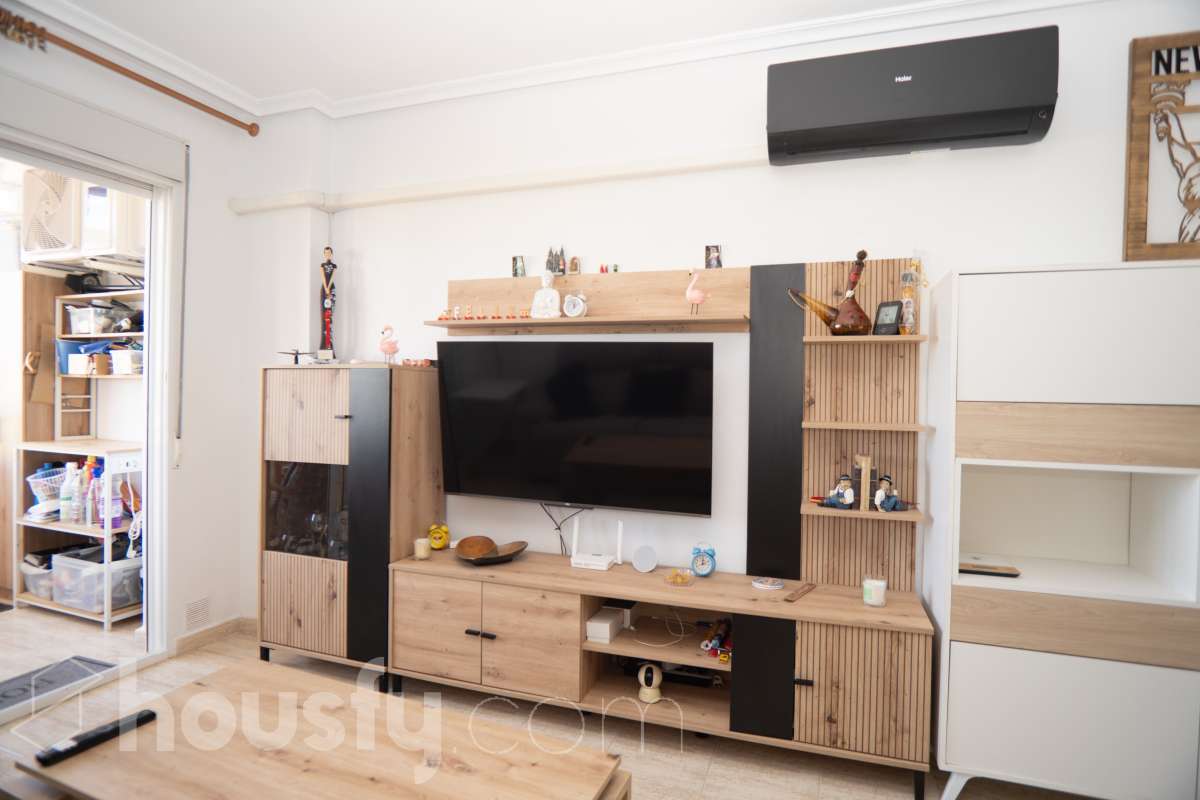Piso en venta en Avenida de  Robleda,  Torrevieja-2