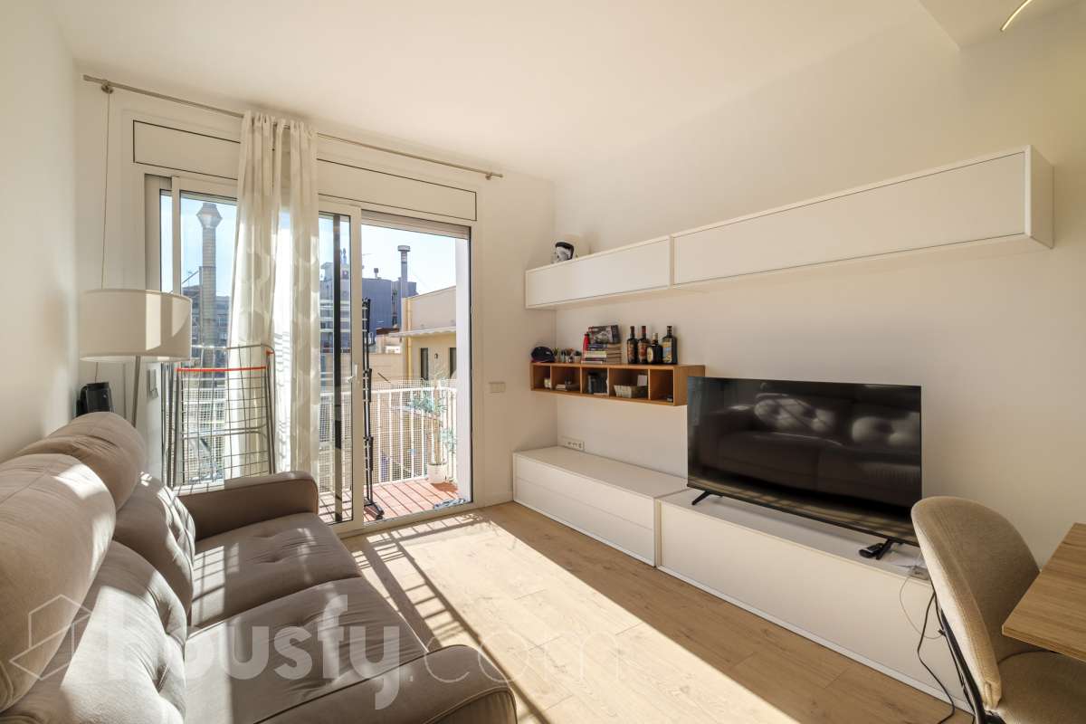 Piso en venta en Carrer de Villarroel, Eixample, Barcelona-1