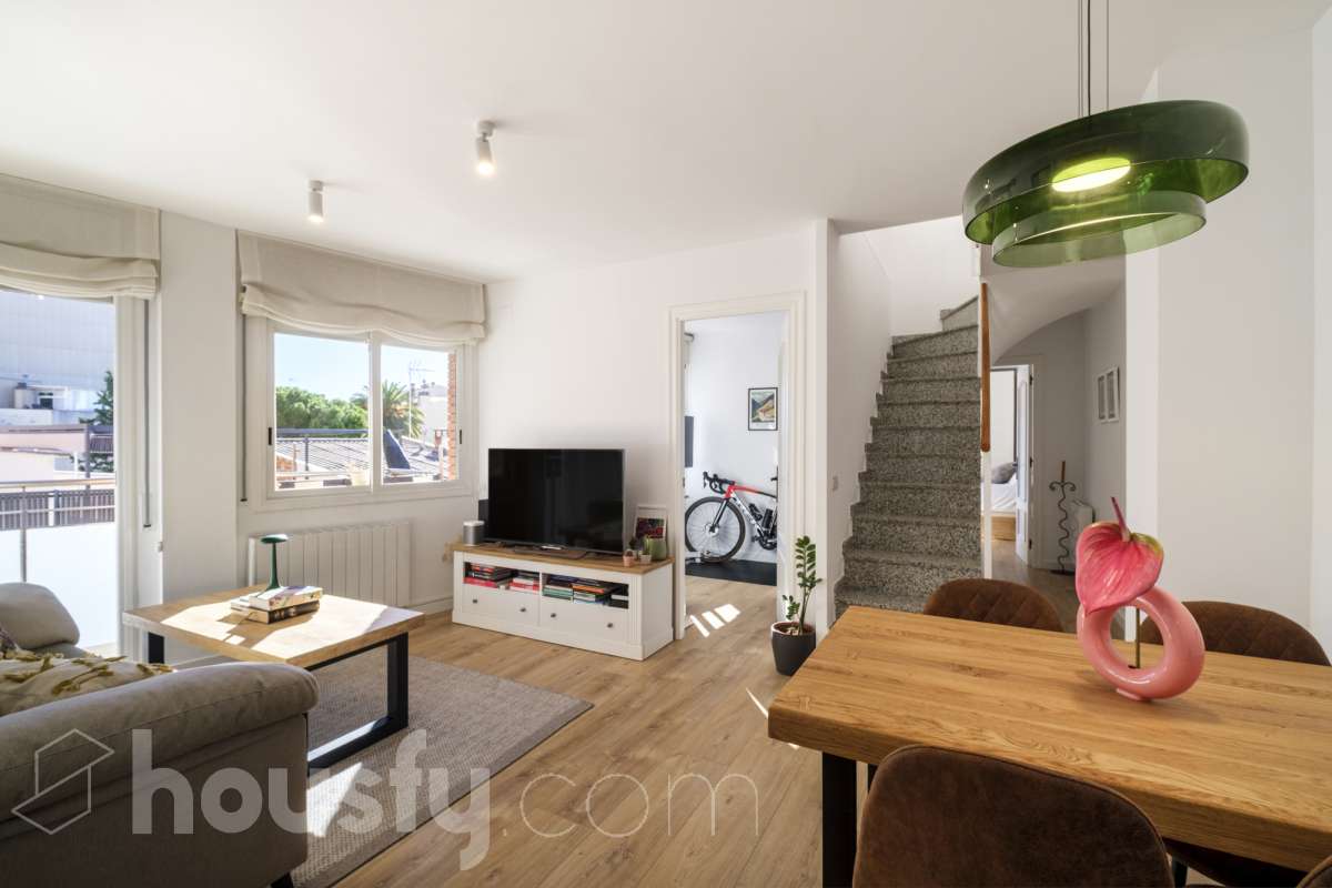 Dúplex en venta en Calle Llibertat, Nord-Oest, Terrassa-0
