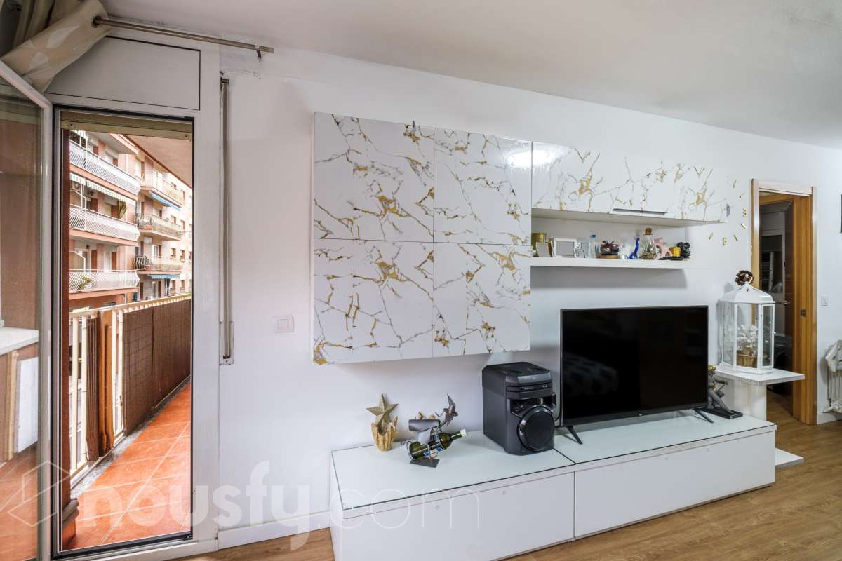 Piso en venta en Carrer de Menéndez y Pelayo, Sud, Terrassa-3