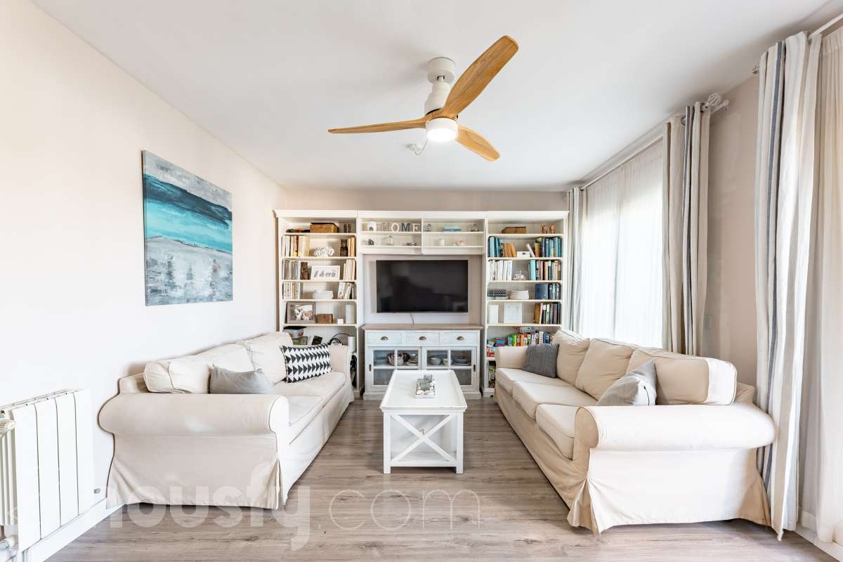 Casa en venta en Avenida Comte Gómez de Orbaneja,  Calafell-1