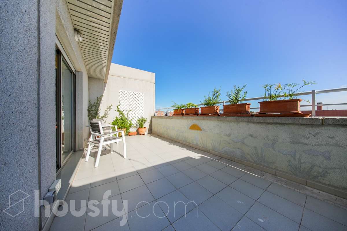Dúplex en venta en Avenida Camilo José Cela, Salamanca, Madrid-1