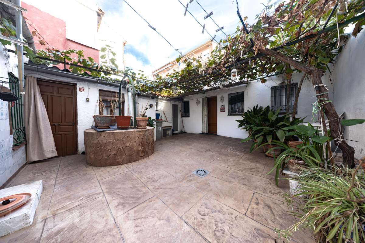Casa en venta en Calle de Sicilia, Puente de Vallecas, Madrid-0