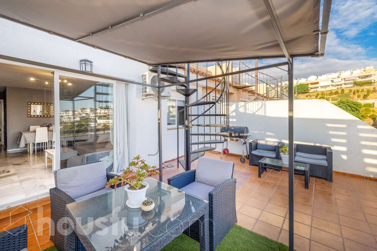 Piso en venta en Urbanización Hacienda casares,  Casares-1