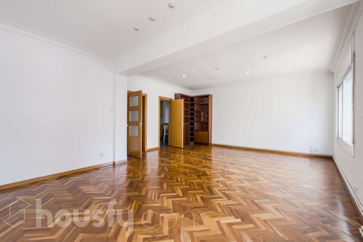 Piso en venta en Carrer de Loreto, Les Corts, Barcelona-1
