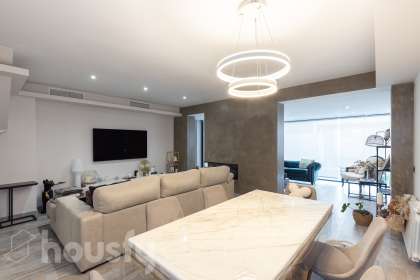 Casa en venta en CL MARGARIDA DE PRADES, Plaça Europa i Covamar, Salou-0