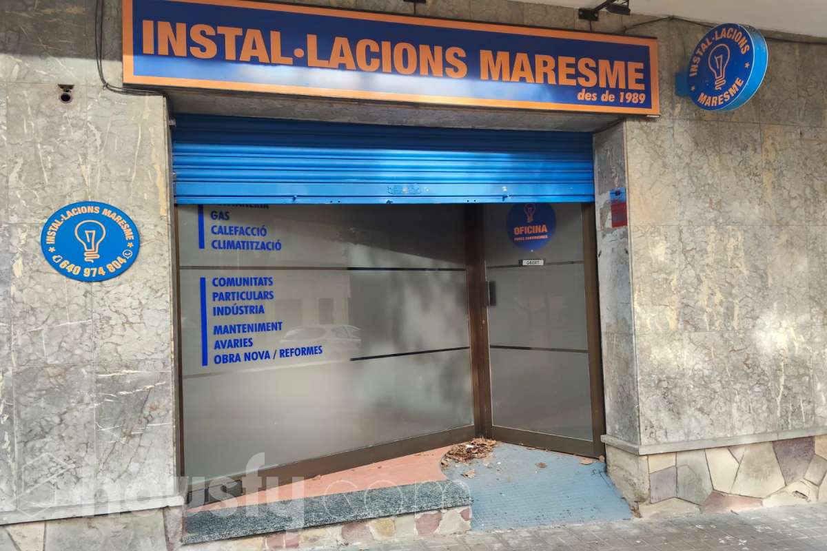 Local en alquiler en Carrer de la Plaça,  Premiá de Mar-0