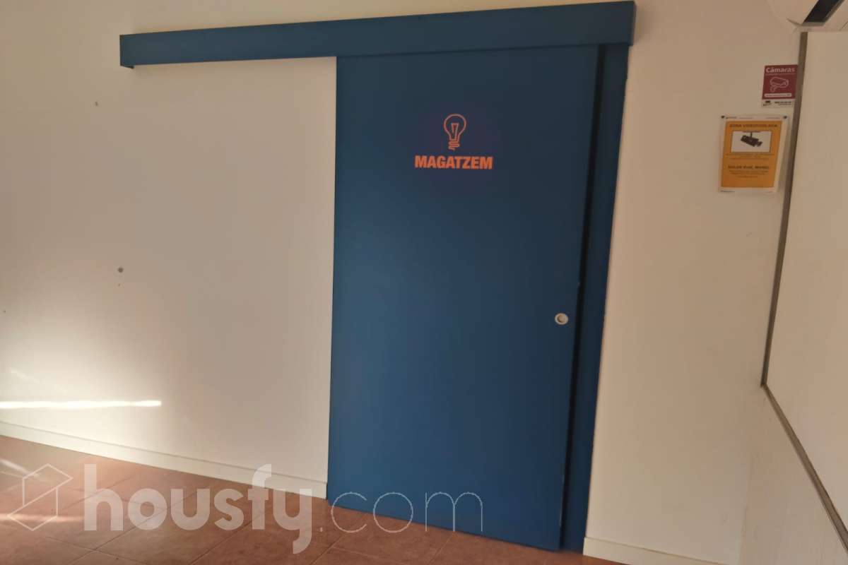 Local en alquiler en Carrer de la Plaça,  Premiá de Mar-1