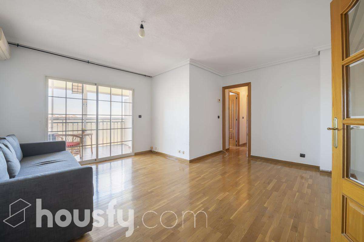Piso en venta en Calle Islandia,  Fuenlabrada-0