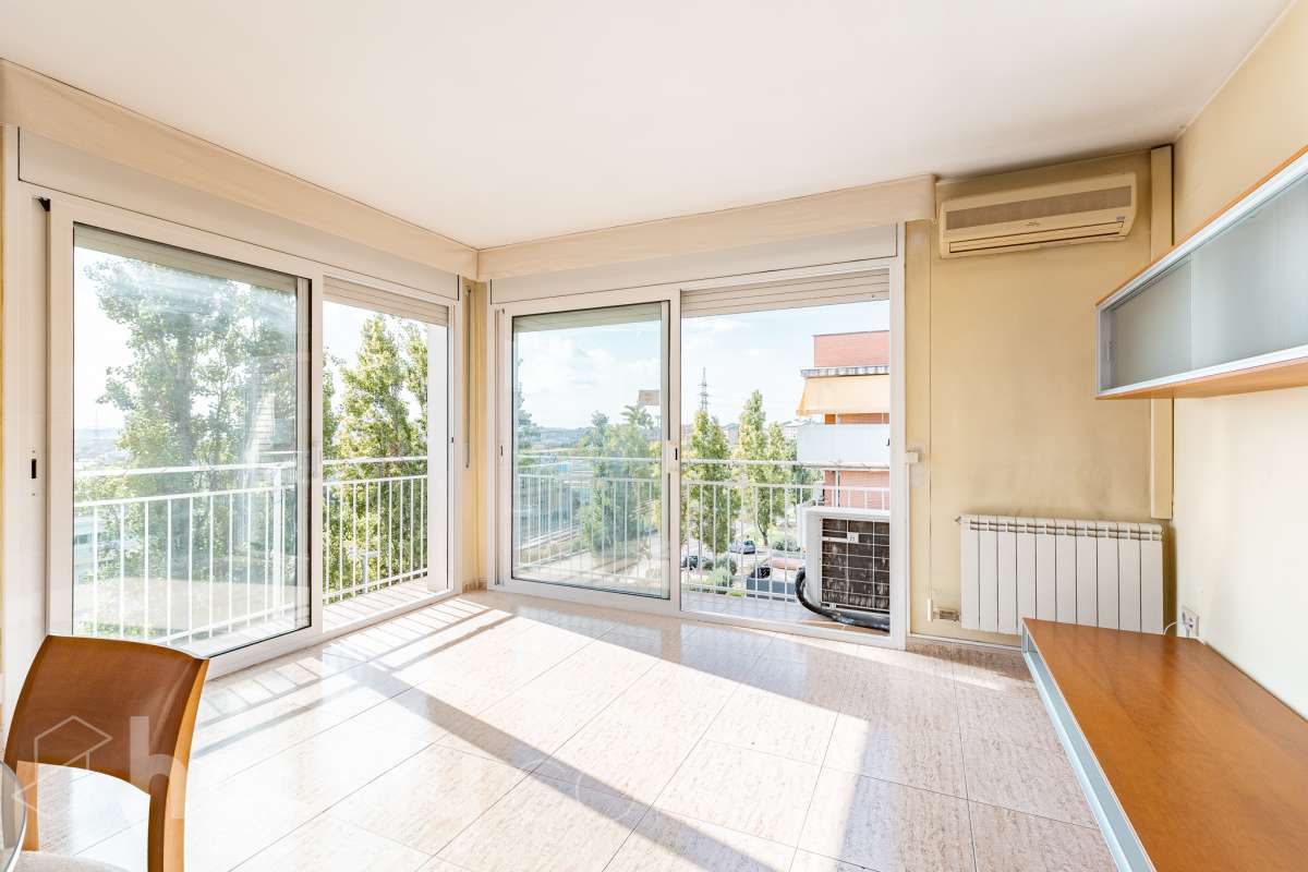 Piso en venta en Calle Ponts, Nord-Est, Terrassa-0