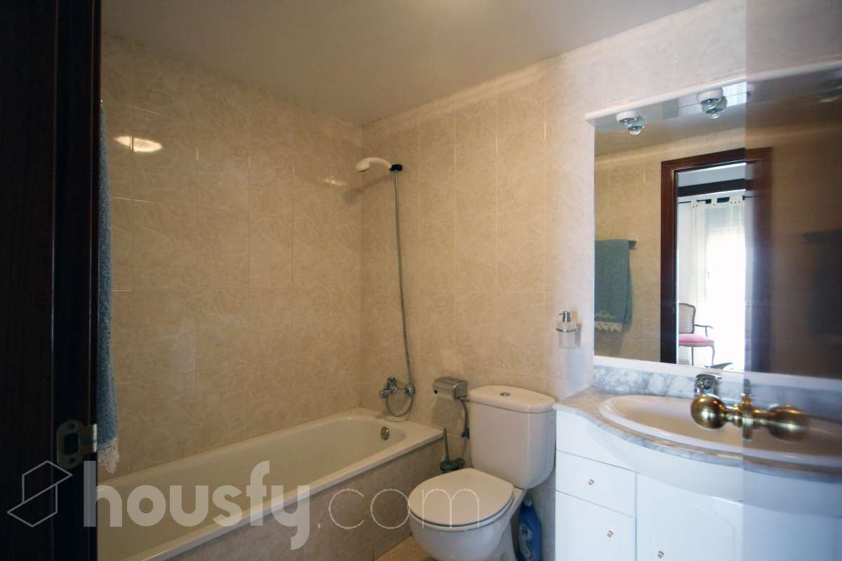 Piso en venta en Carrer Ripollès,  Sant Andreu de la Barca-2