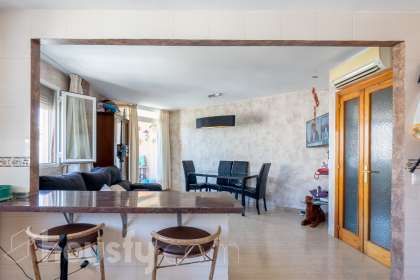 Dúplex en Carrer Curtixo