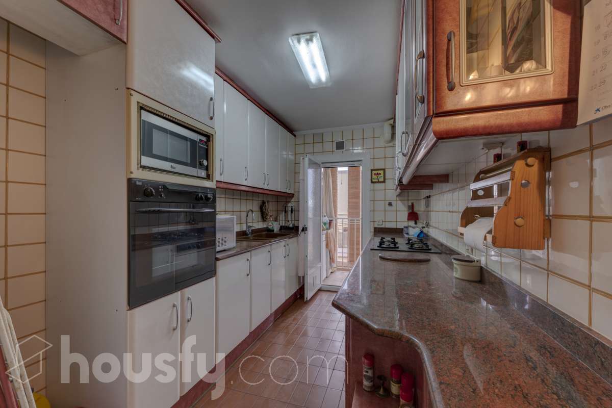 Piso en venta en Carrer Alt de Pedrell, Horta Guinardó, Barcelona-1