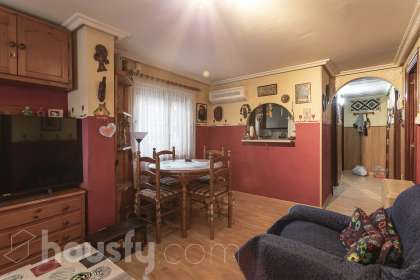 Bajo en Plaza Burgo de Ebro