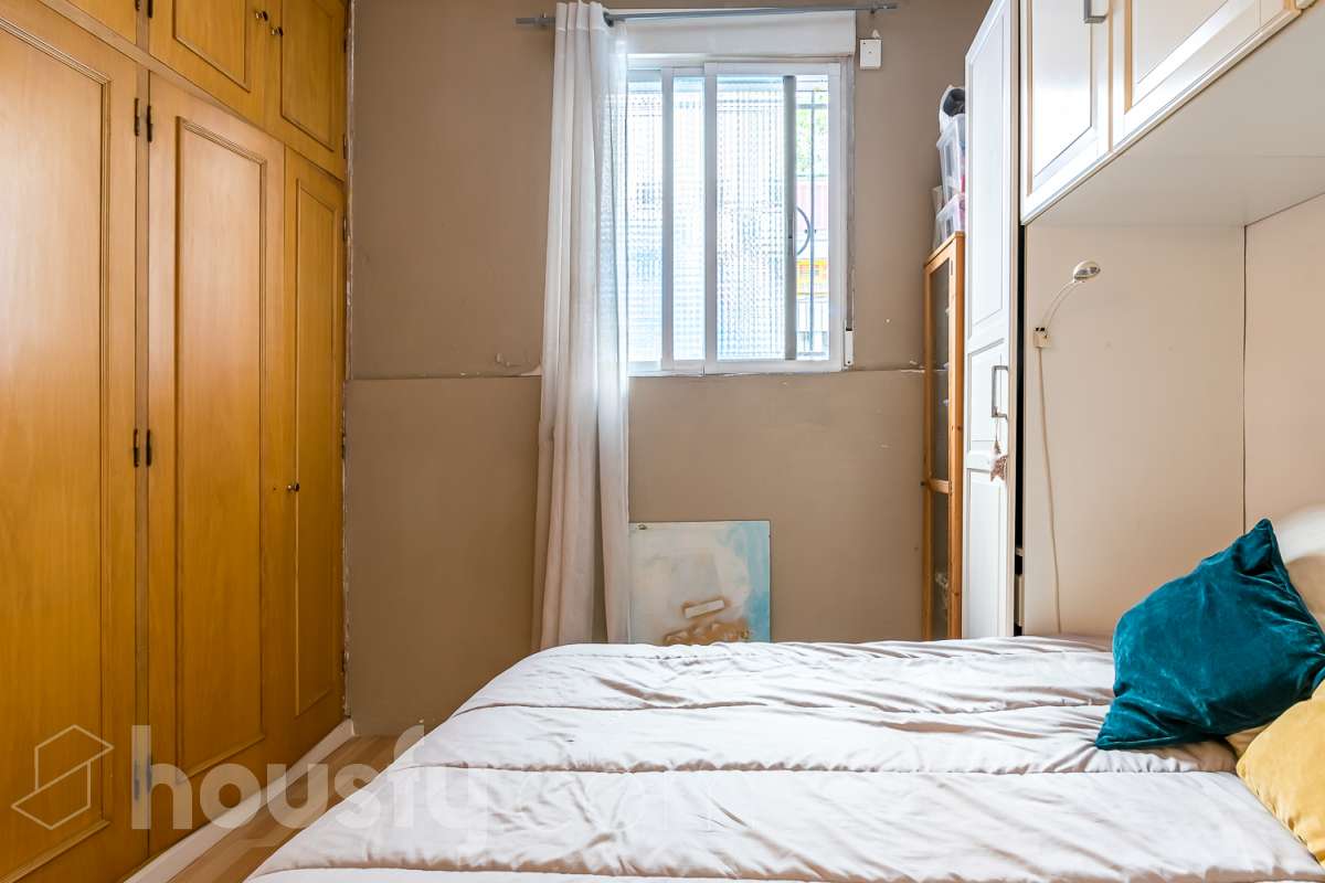 Bajo en venta en Calle del Porvenir, Salamanca, Madrid-1