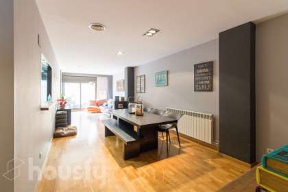 Bajo en Carrer Tamarit