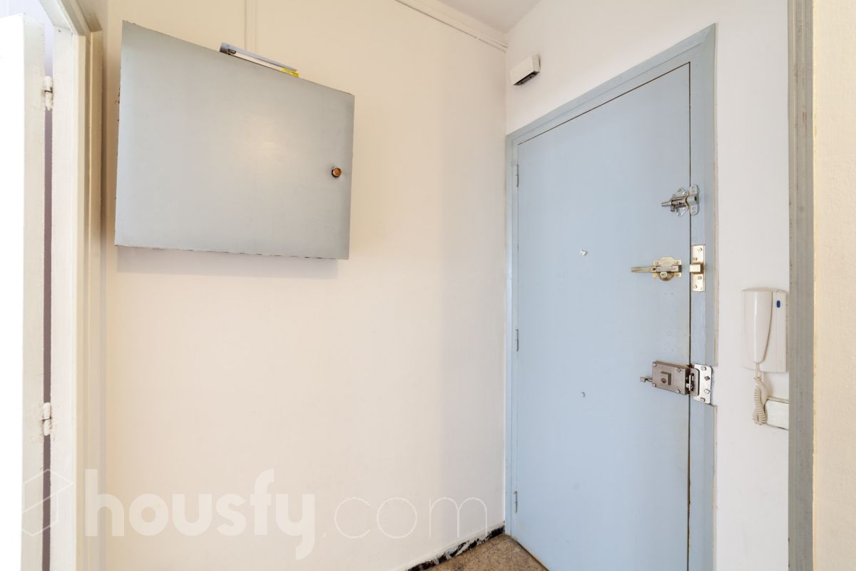 Piso en venta en Passatge Llopis,  L'Hospitalet de Llobregat-1