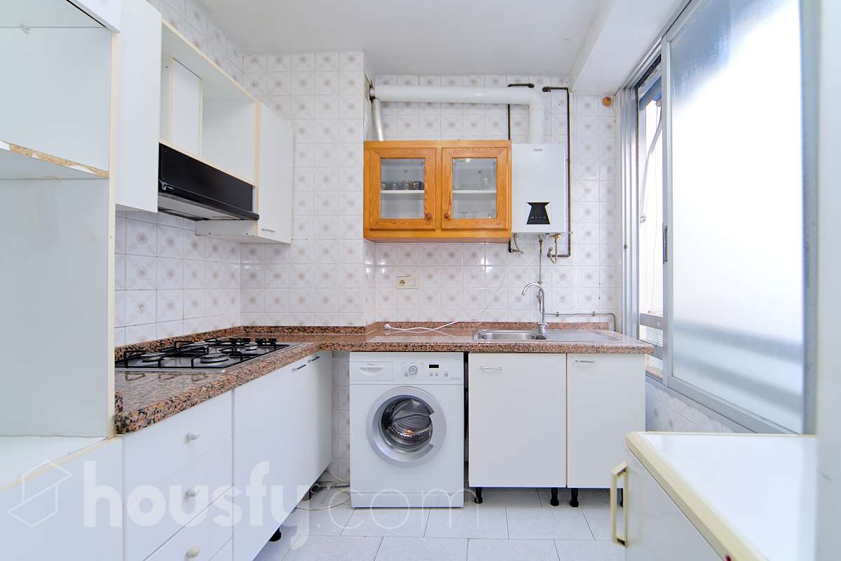 Piso en venta en Carrer la Mar,  Altea-1