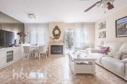 Casa en Calle Comunidad de Andalucía