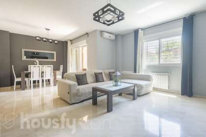 Casa en Calle Cantabria